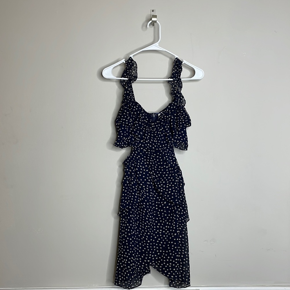 Adorable dress for summer! Never worn.